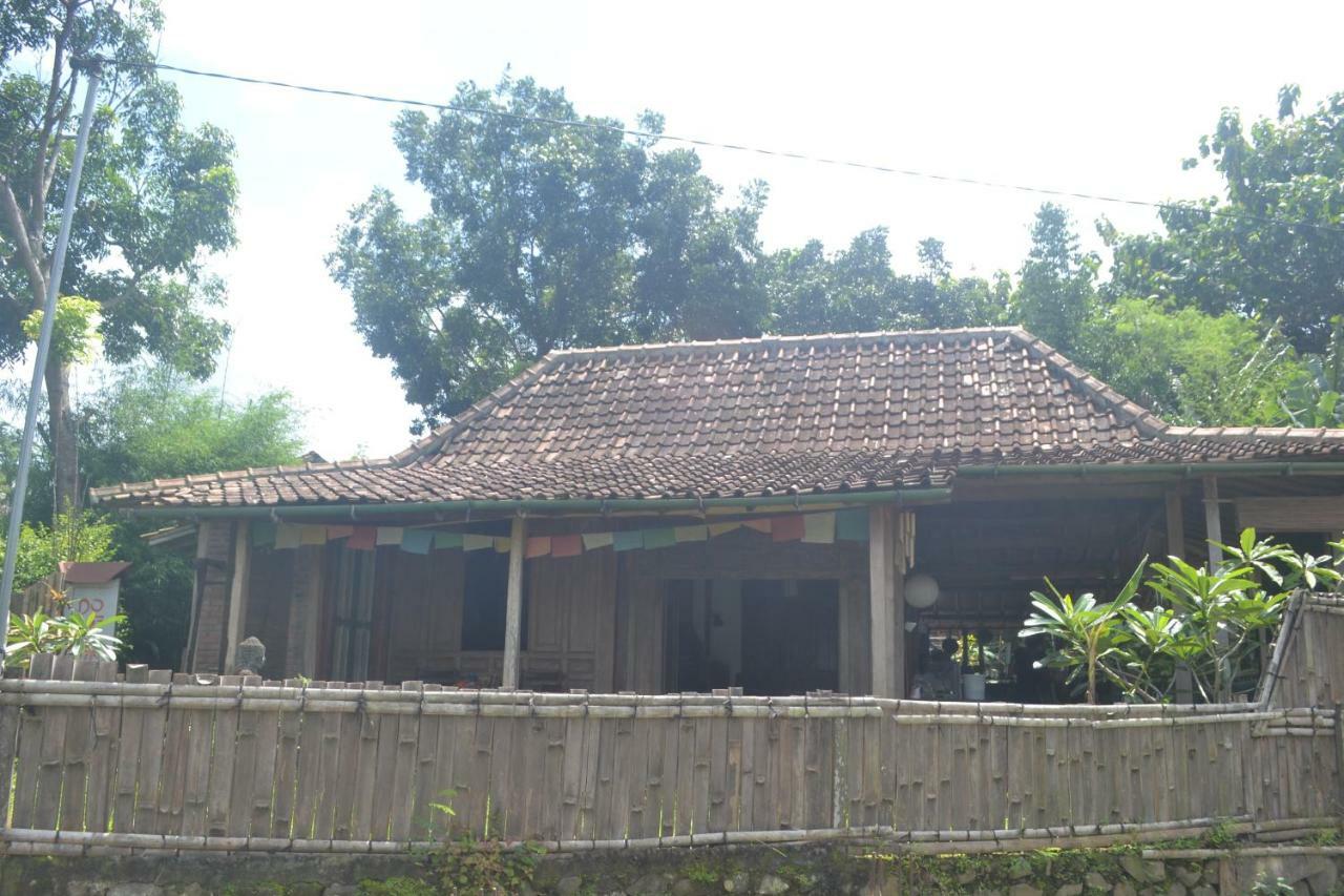 Rumah Kayu Yogyakarta Exterior photo